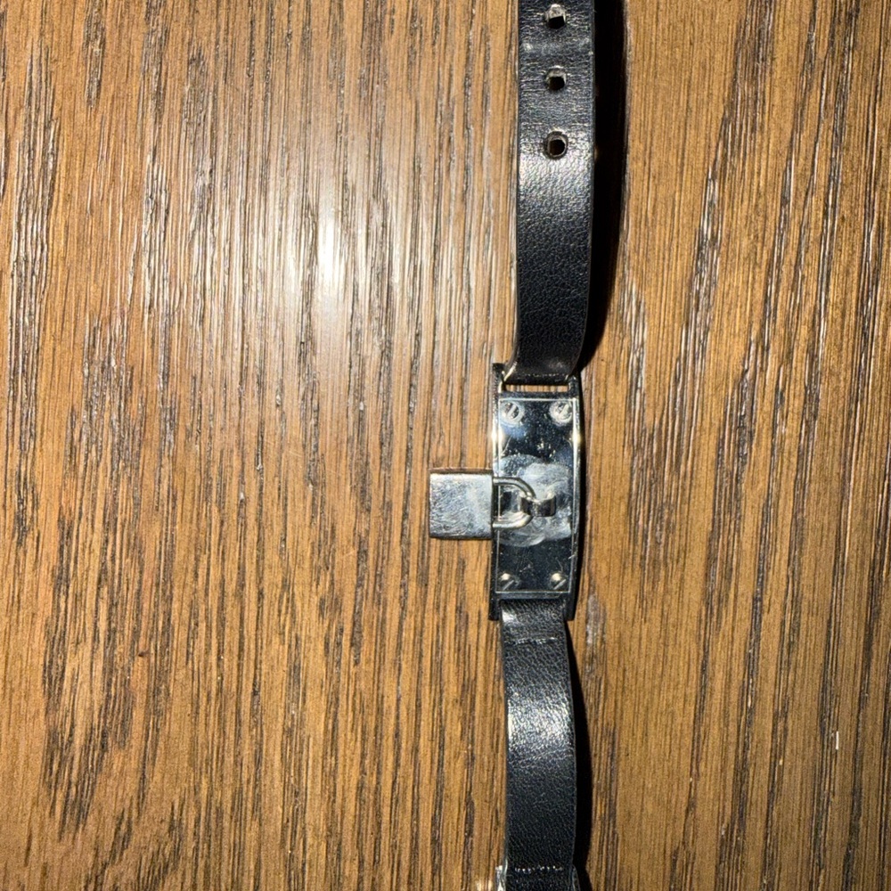 Michael kors bracelet with lock black